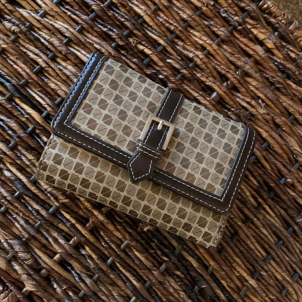 Nine and Co. small wallet